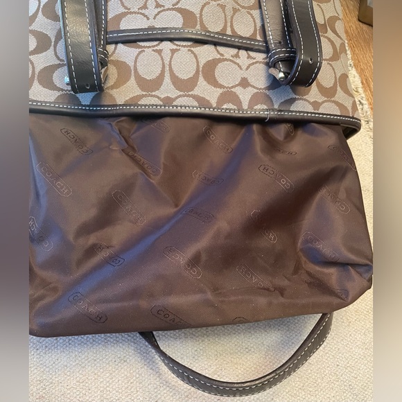 Coach Signature Tote - Picture 4 of 11